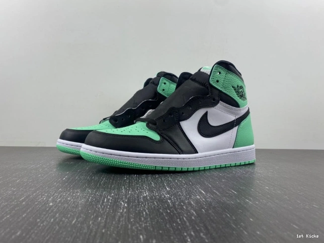 1st Kicks 1 High Air DZ5485-130 Jordan Green OG Glow 0630